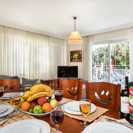 Exclusive With Breathtaking Views Mugla 1006 别墅